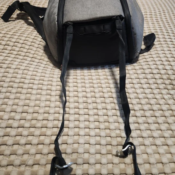 Peak Design 20L Gray Backpack